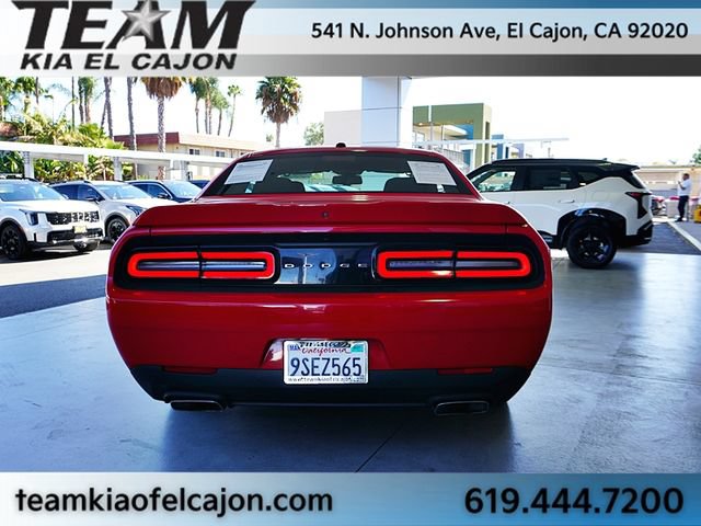 Used 2022 Dodge Challenger R/T RWD image 10