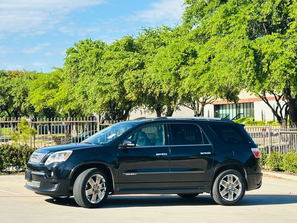 Used 2011 GMC Acadia Denali FWD image 4