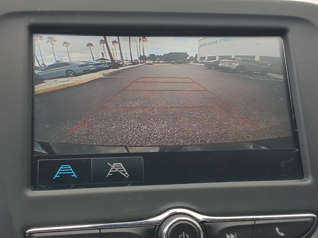 Used 2018 Chevrolet Malibu LS FWD image 19