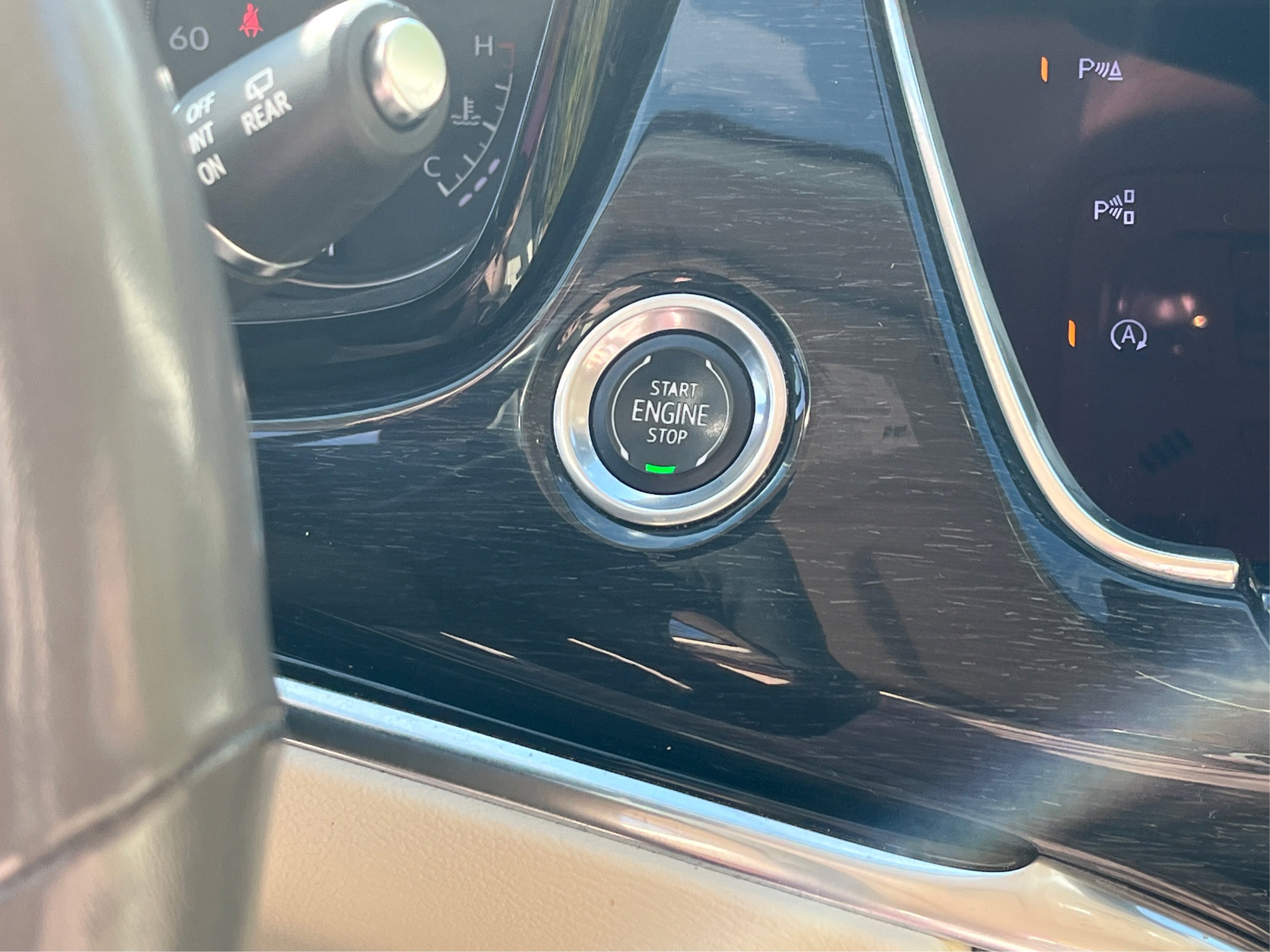 Used 2022 Cadillac XT6 Premium Luxury w/ Technology Package AWD/4WD image 52