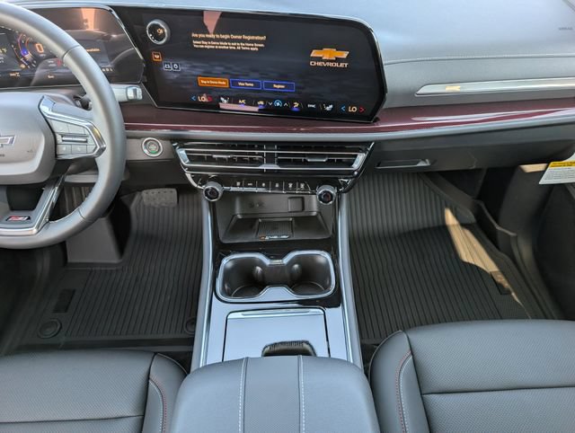 New 2026 Chevrolet Traverse Z71 w/ LPO, Floor Liner Package AWD/4WD image 7