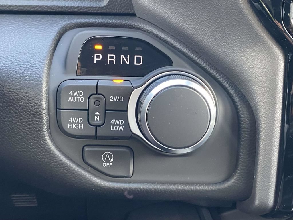 New 2026 RAM 1500 Big Horn AWD/4WD image 25