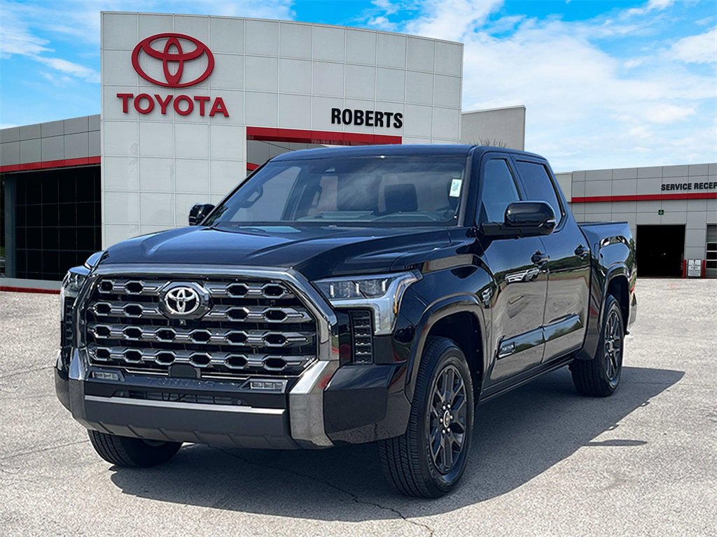 Used 2022 Toyota Tundra Platinum video 3