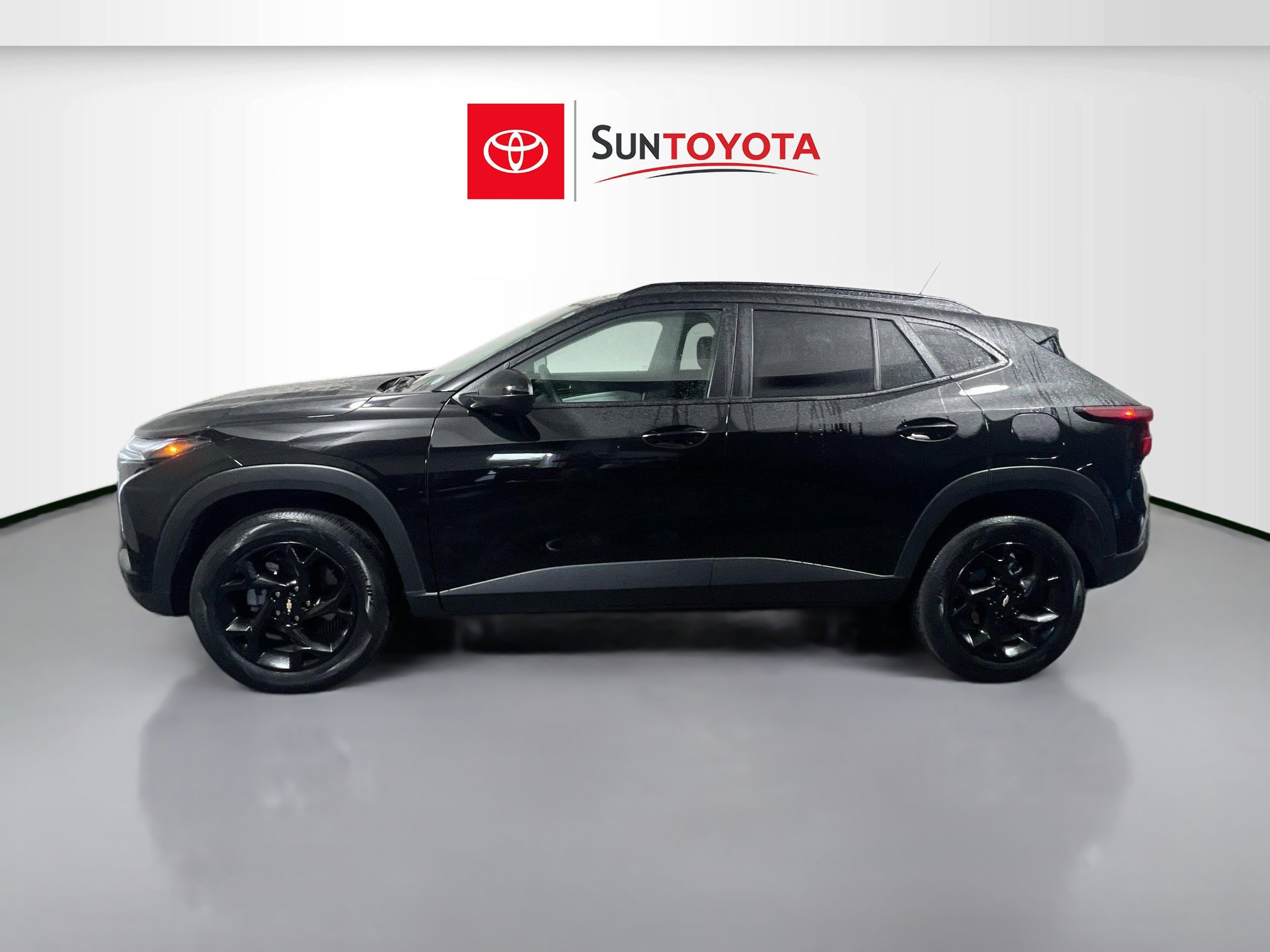 Used 2025 Chevrolet Trax LT image 7