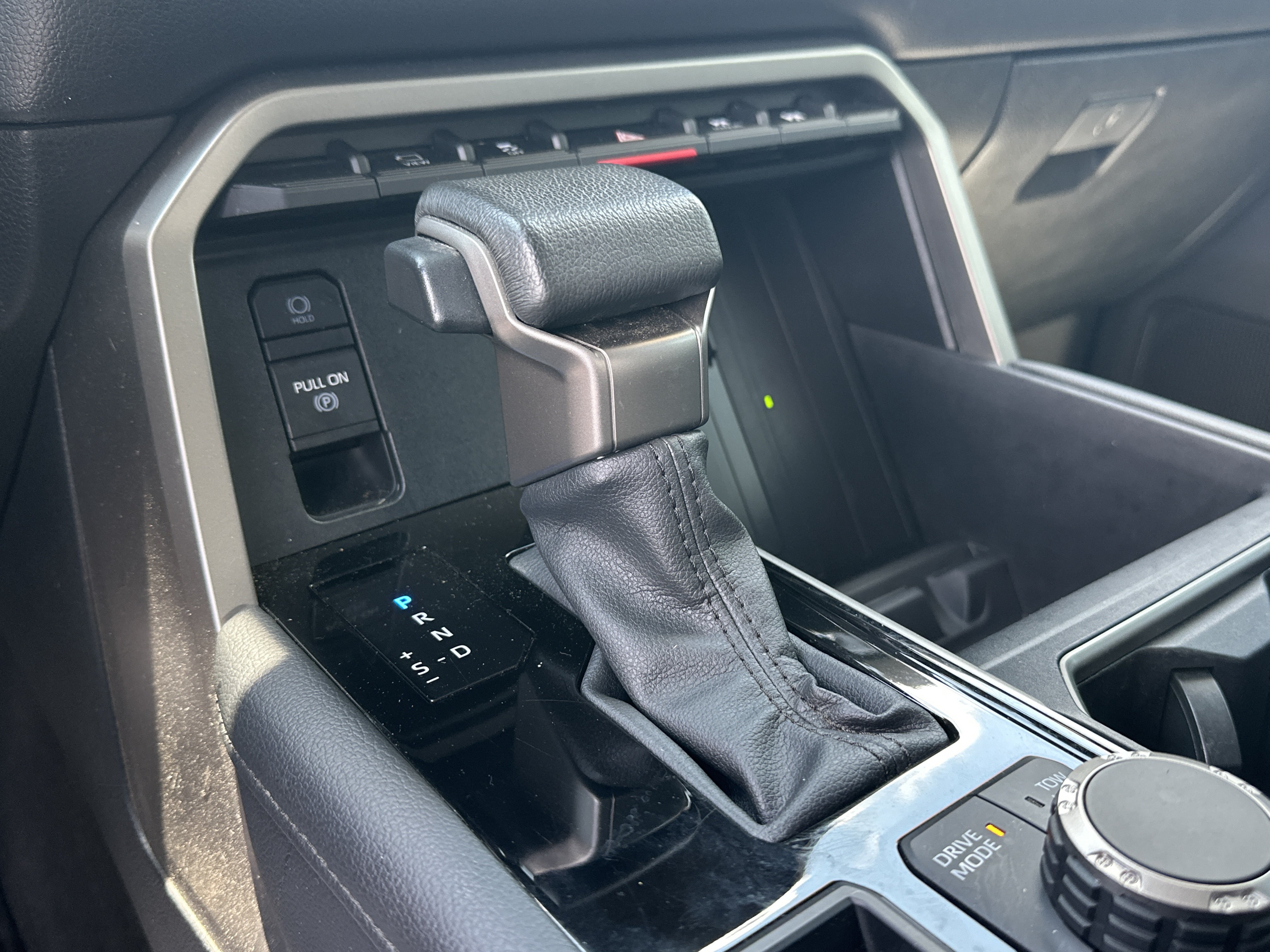 Used 2023 Toyota Tundra Limited AWD/4WD image 31