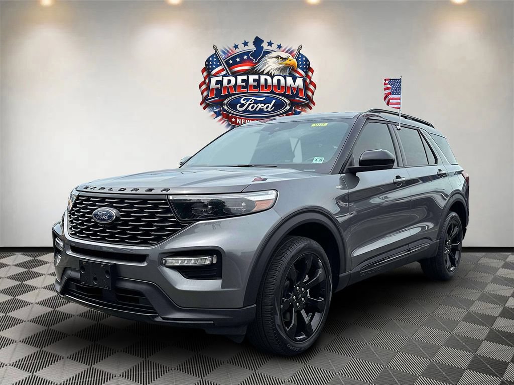 Used 2023 Ford Explorer ST-Line AWD/4WD image 2