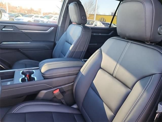 New 2026 GMC Acadia Elevation w/ Super Cruise Package FWD image 14