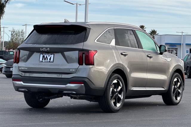 New 2026 Kia Sorento EX FWD image 4