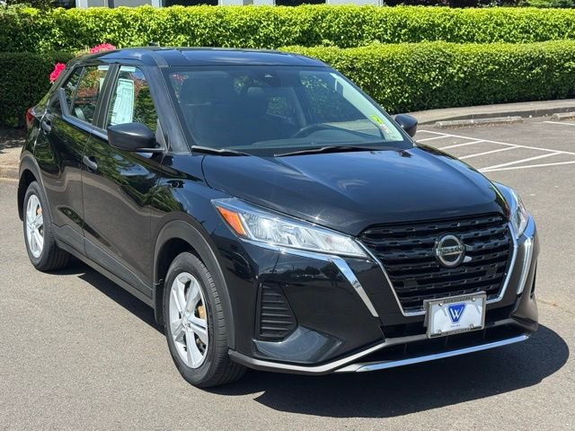 Used 2021 Nissan Kicks S FWD image 1