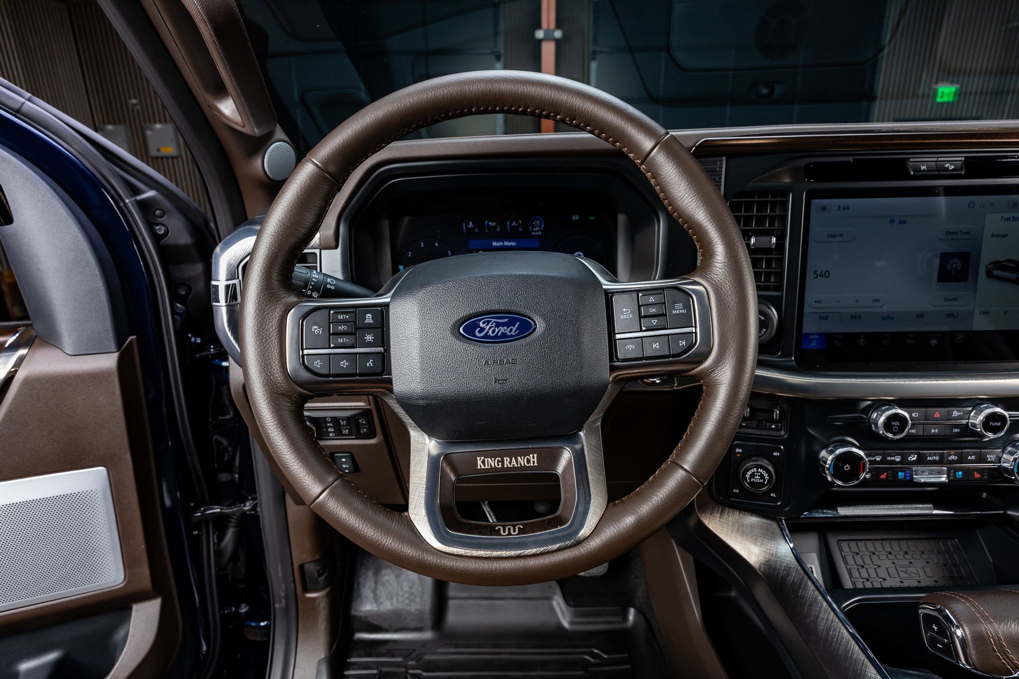 Used 2025 Ford F150 King Ranch w/ FX4 Off-Road Package image 19