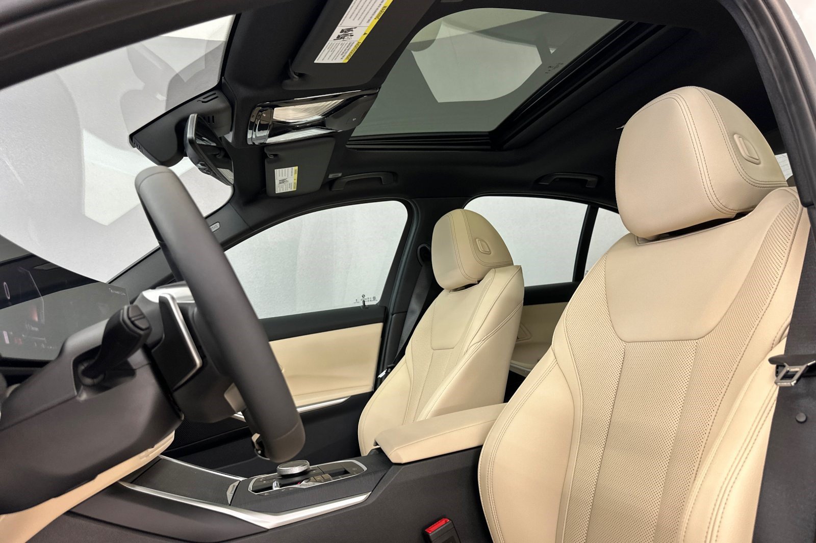 New 2026 BMW 330i Sedan w/ Convenience Package RWD image 21
