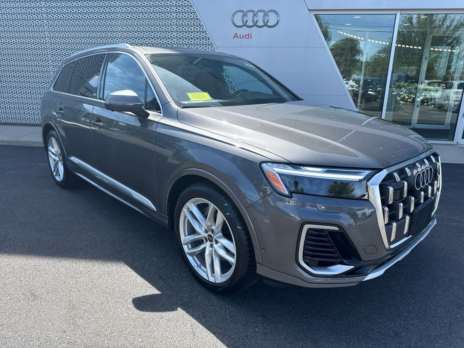 New 2025 Audi Q7 3.0T Premium Plus image 2
