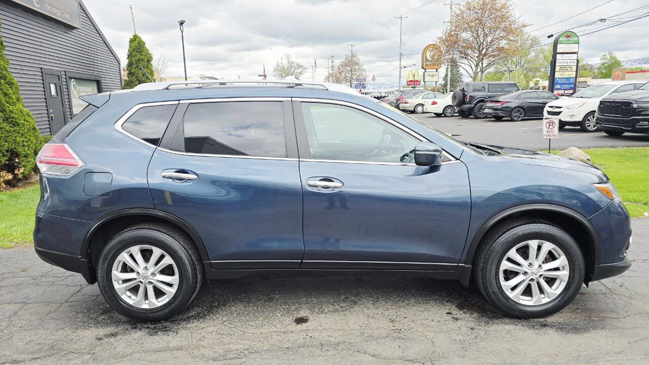 Used 2014 Nissan Rogue SV AWD/4WD image 7