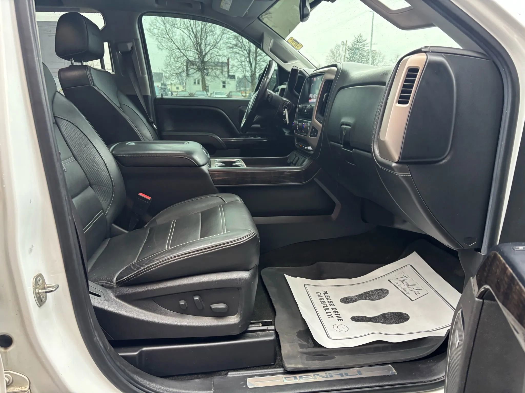 Used 2016 GMC Sierra 2500 Denali image 16