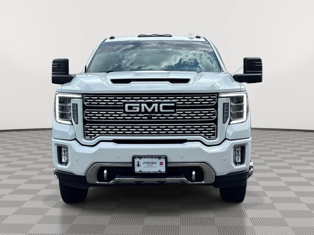 Used 2023 GMC Sierra 3500 Denali w/ Denali Ultimate Package AWD/4WD image 2