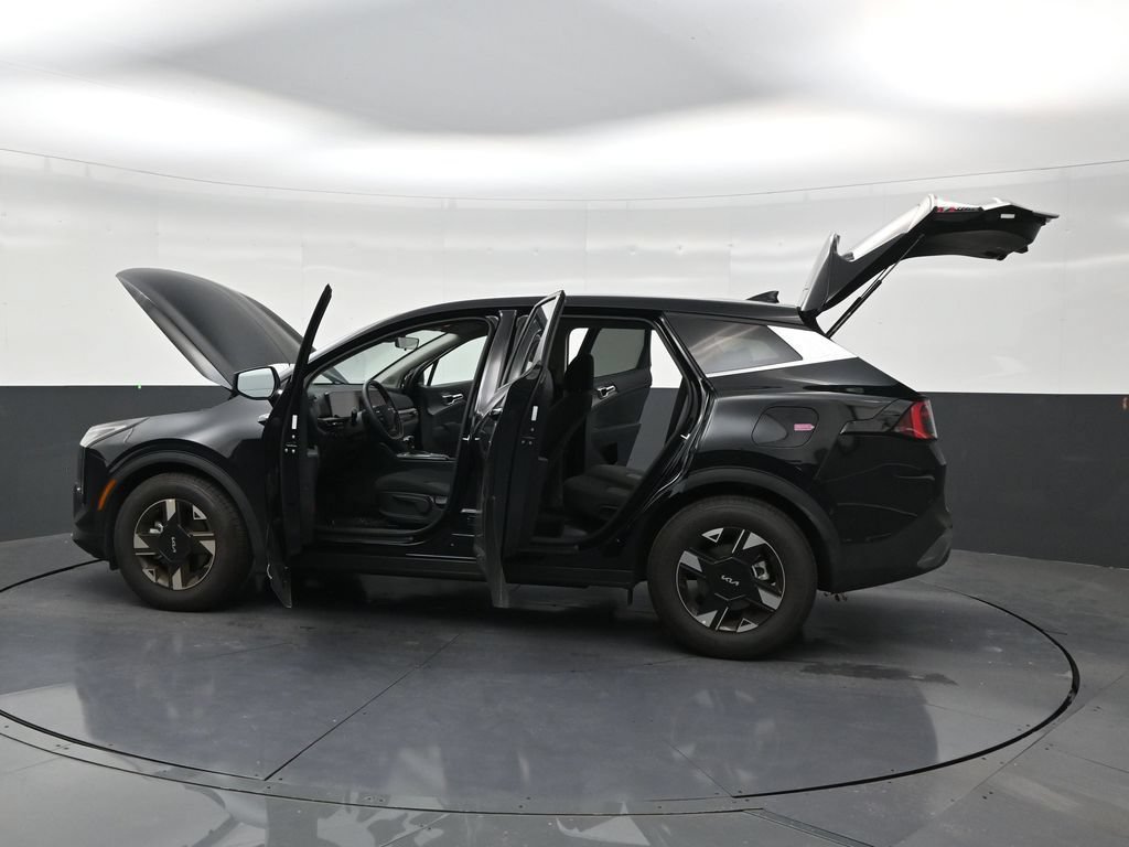 Used 2026 Kia Sportage LX FWD image 30