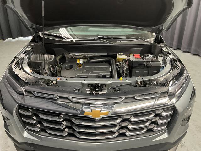 New 2026 Chevrolet Equinox LT FWD image 16