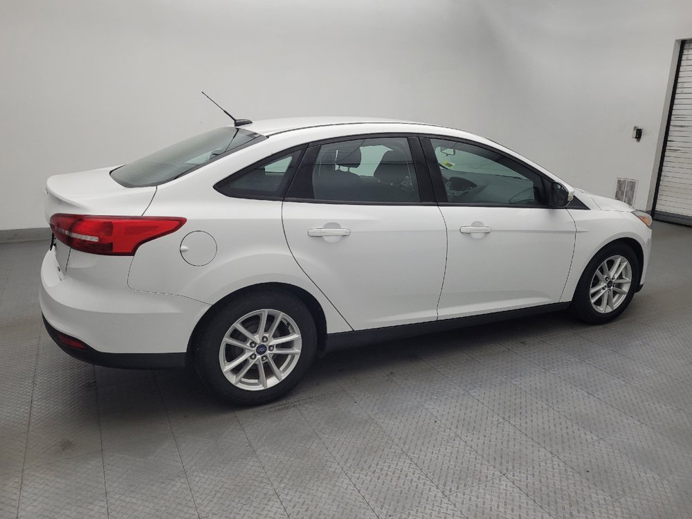 Used 2017 Ford Focus SE FWD image 10