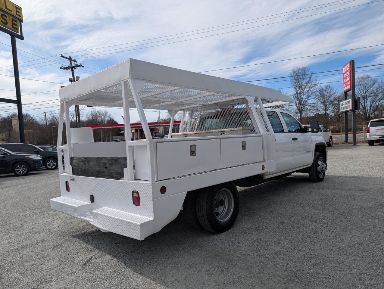 Used 2015 GMC Sierra 3500 2WD Crew Cab image 7