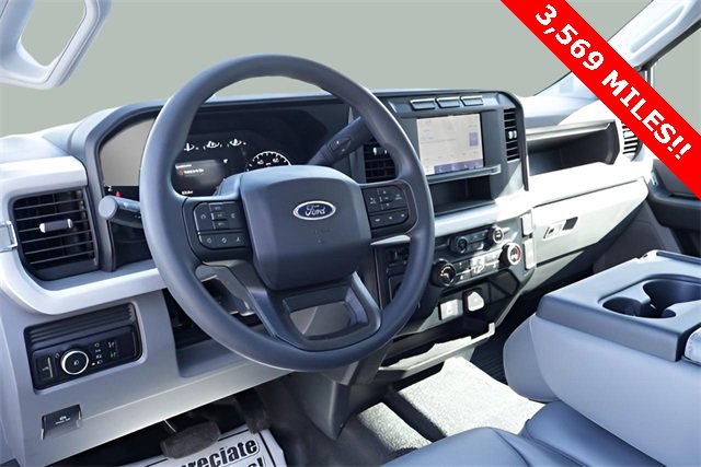 Used 2023 Ford F250 XL w/ XL Chrome Package image 25