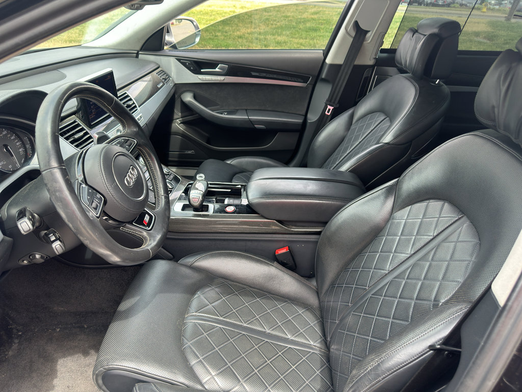Used 2015 Audi S8 w/ S8 Driver Assistance Package AWD/4WD image 33