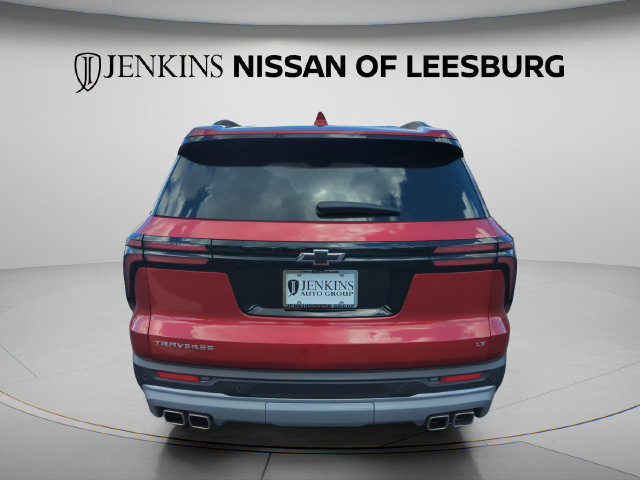Used 2024 Chevrolet Traverse LT w/ Enhanced Driving Package FWD image 7