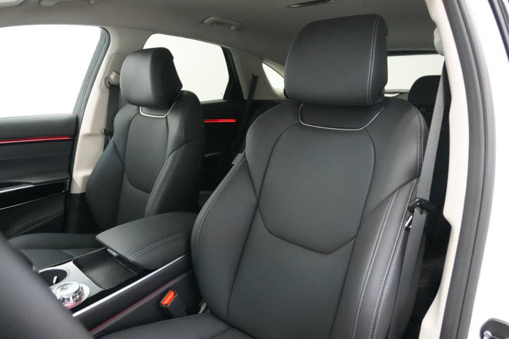 New 2026 Genesis GV70 2.5T AWD/4WD image 30