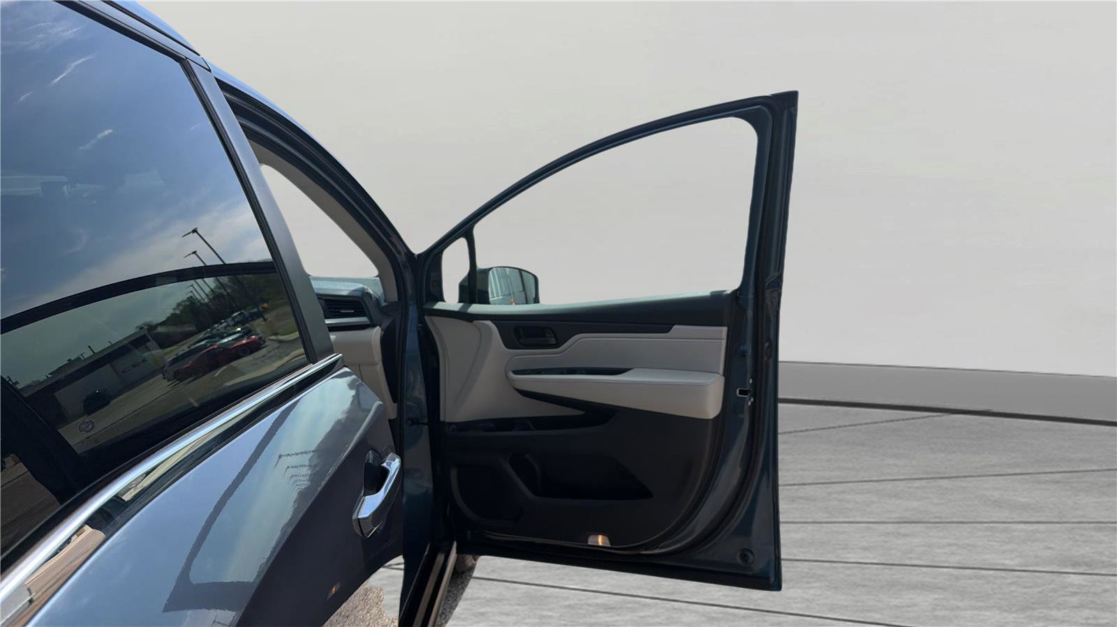 Used 2025 Honda Odyssey EX-L image 27