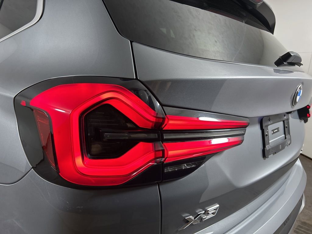 Used 2024 BMW X3 xDrive30i w/ Premium Package image 5