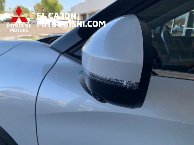 Used 2024 Mitsubishi Outlander SEL image 8