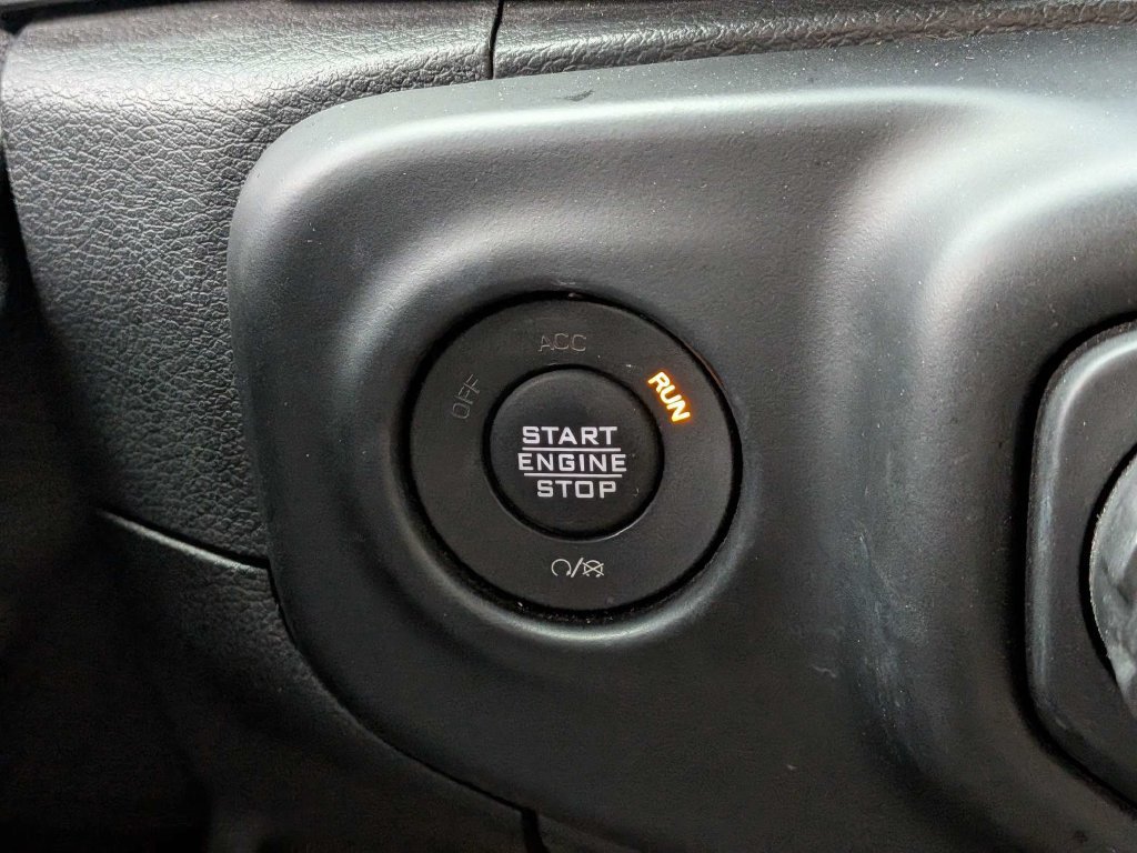Used 2021 Jeep Wrangler Unlimited Rubicon AWD/4WD image 28