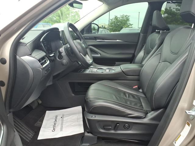 Used 2023 INFINITI QX60 Sensory w/ Cargo Package AWD/4WD image 18