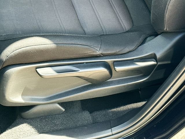 Used 2021 Honda CR-V LX image 23