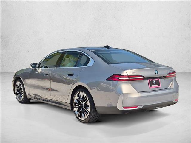 Certified 2026 BMW 540i xDrive AWD/4WD image 8