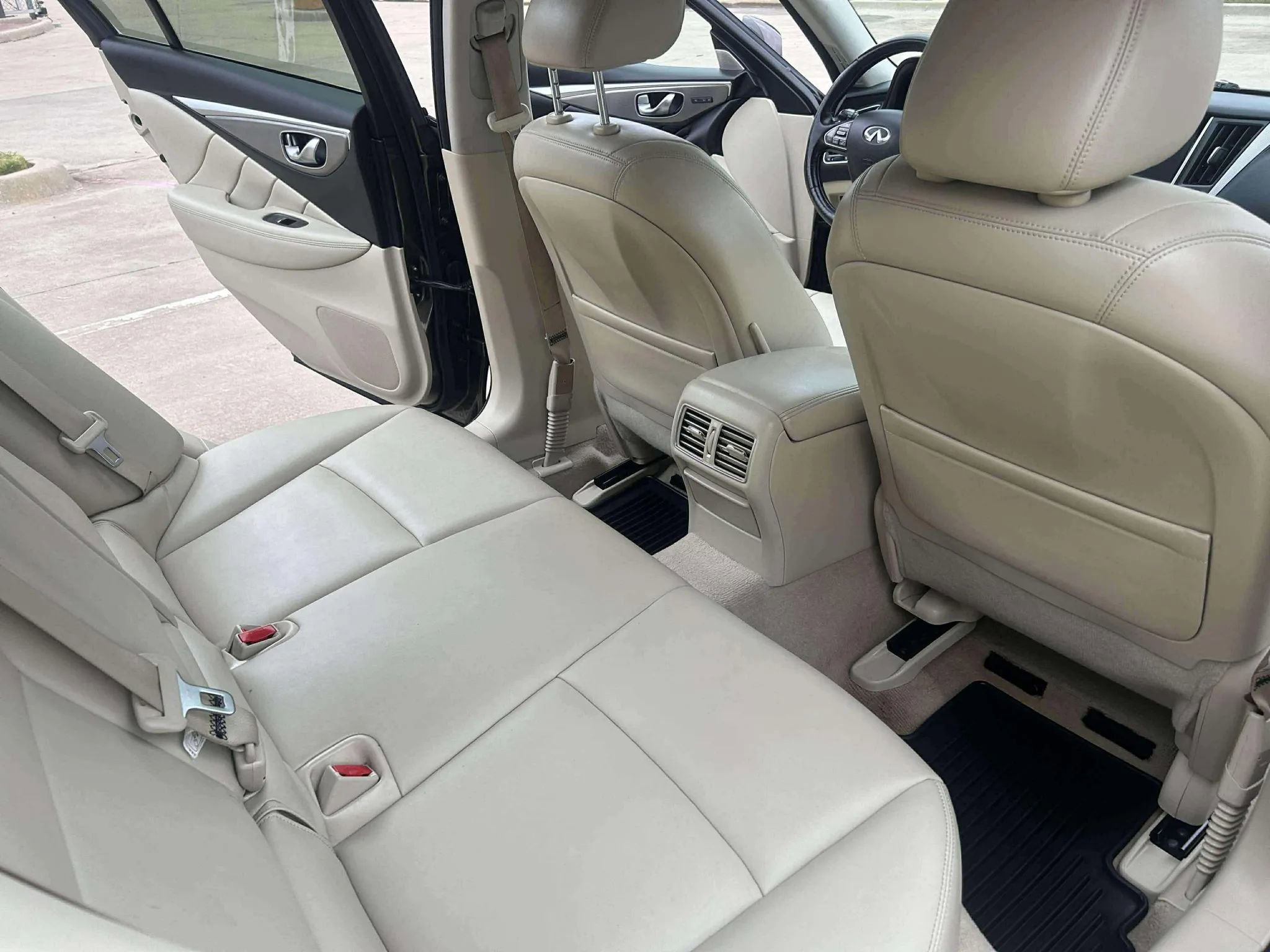 Used 2017 INFINITI Q50 3.0t Premium w/ 3.0T Premium Plus Package image 13