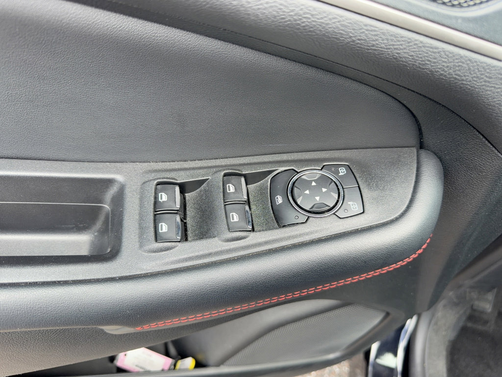 Certified 2024 Ford Edge ST-Line image 10