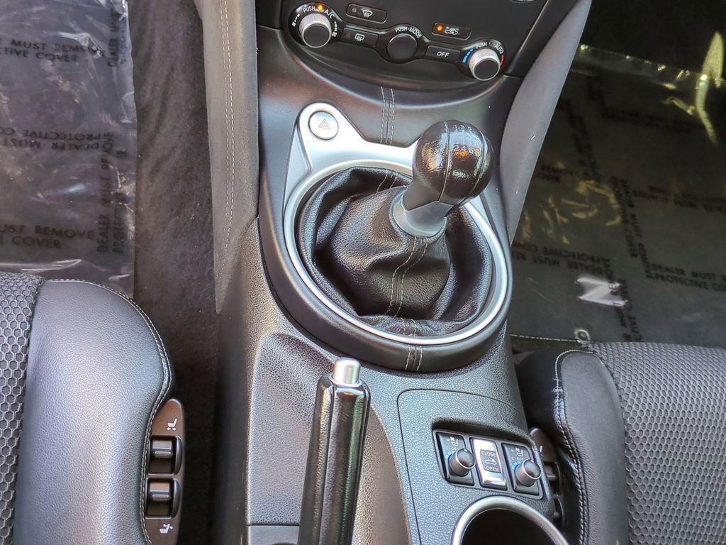 Used 2017 Nissan 370Z Touring image 17