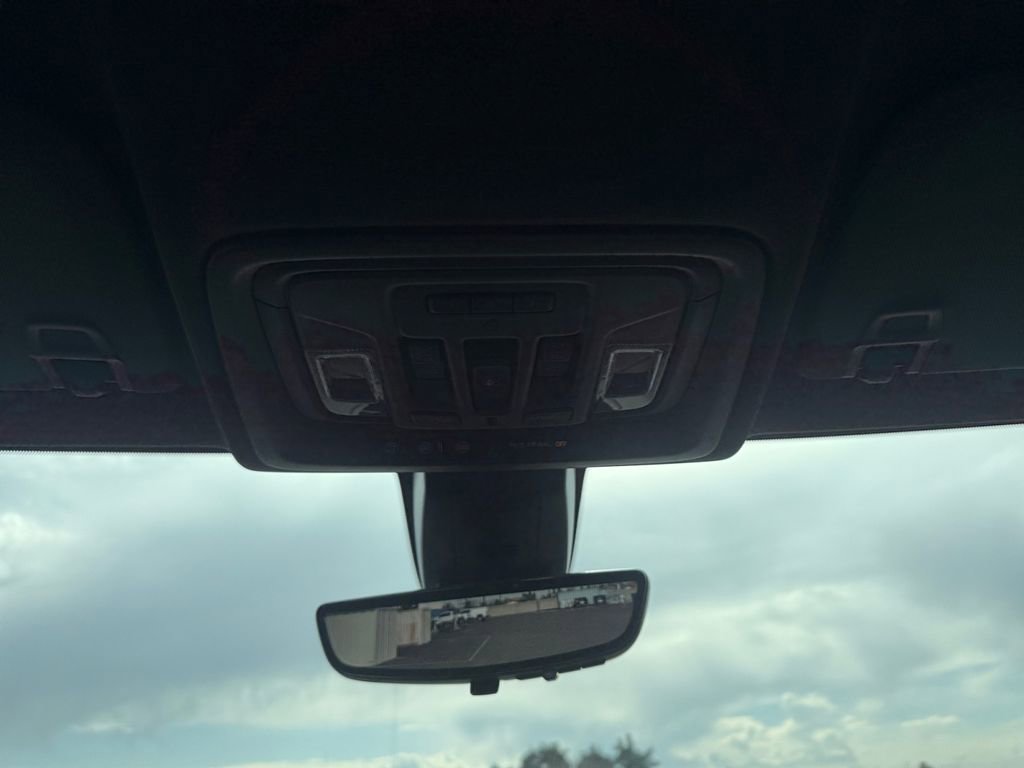 Used 2023 GMC Sierra 2500 Denali w/ Denali Ultimate Package image 22