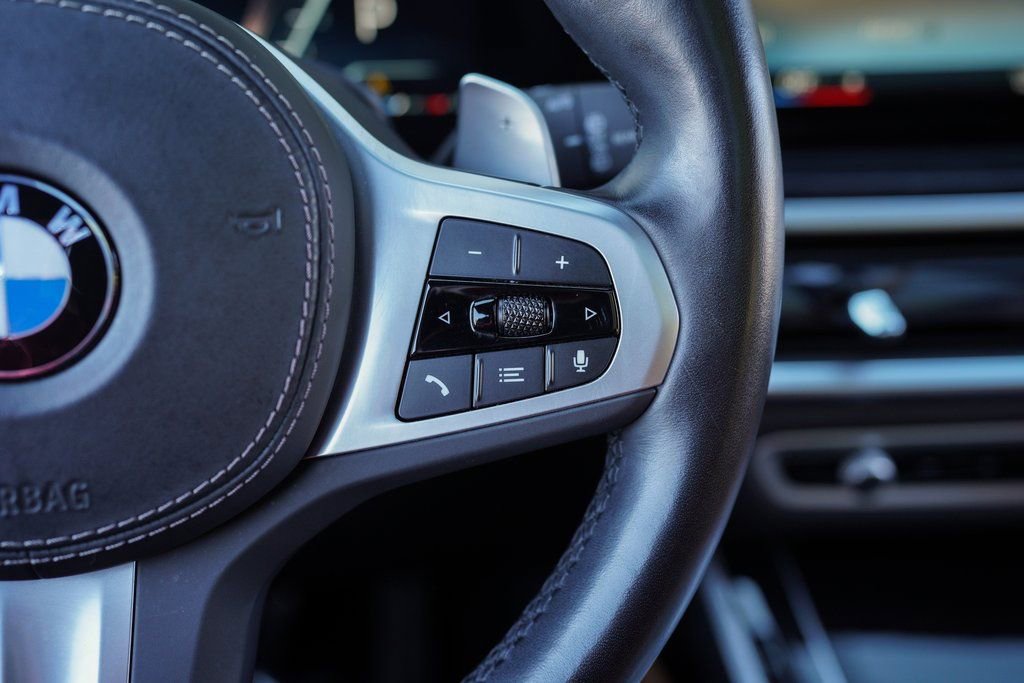 Used 2023 BMW X7 xDrive40i w/ M Sport Package image 32