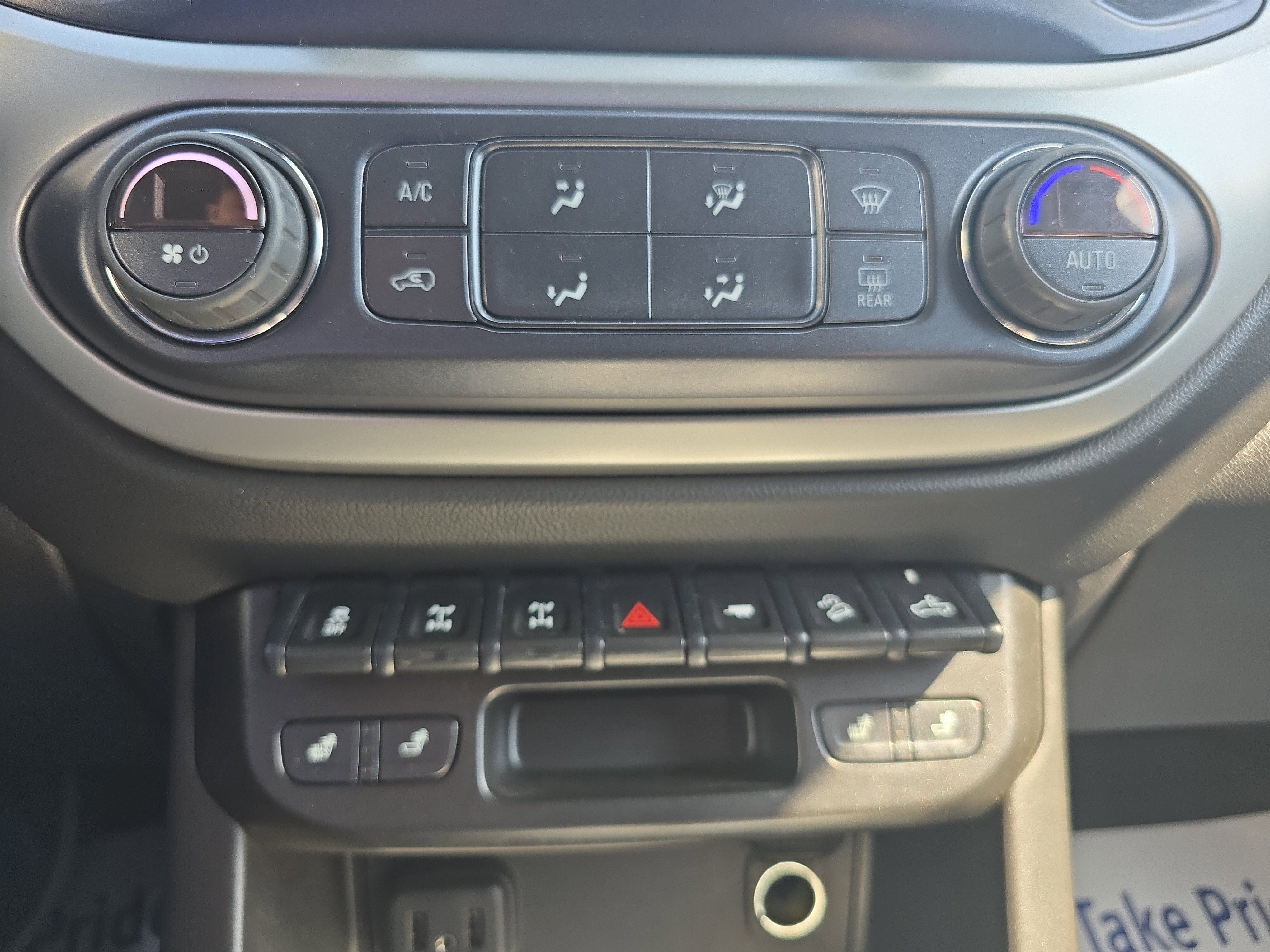 Used 2021 Chevrolet Colorado ZR2 image 28