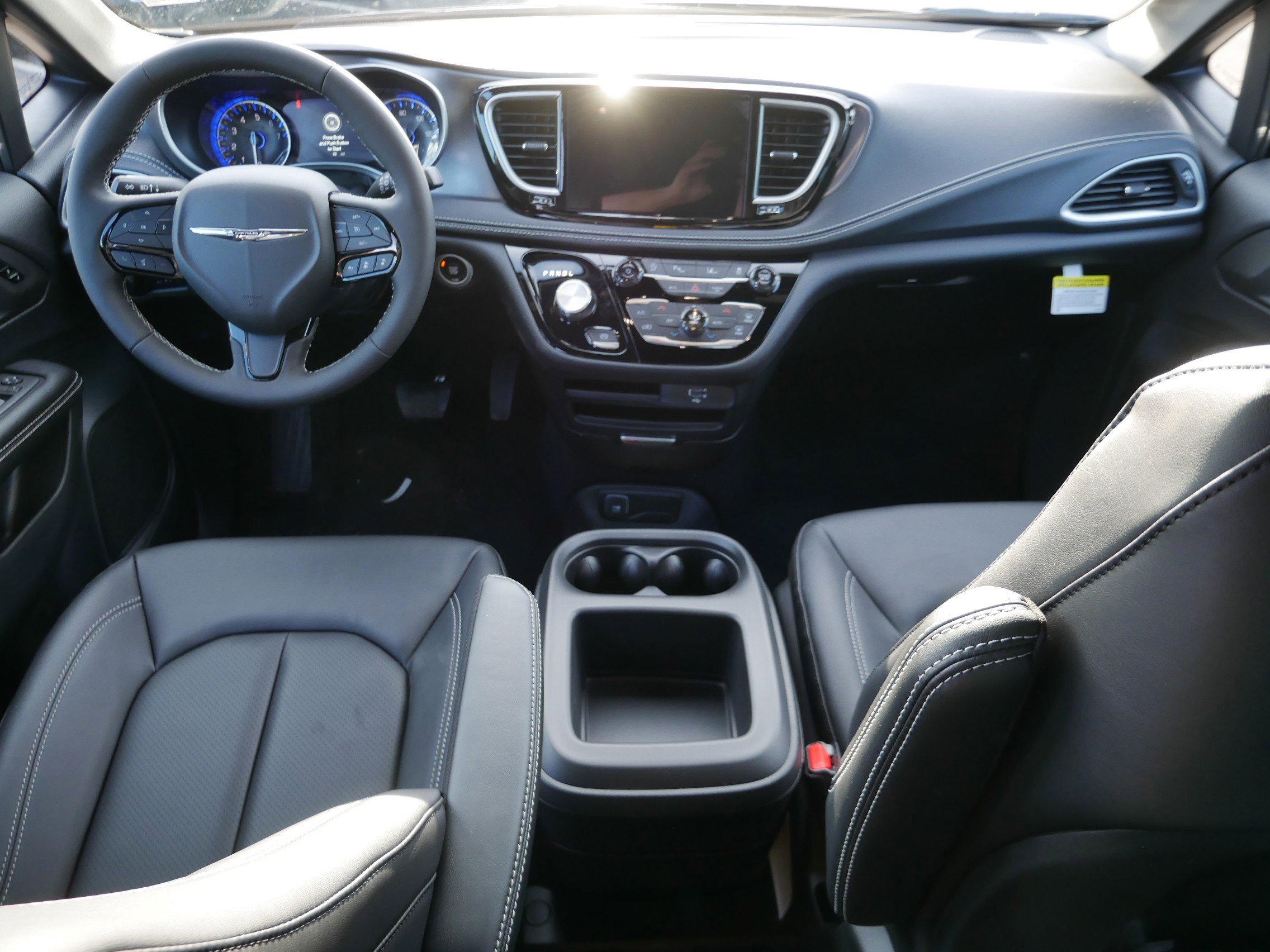 New 2026 Chrysler Pacifica Select FWD image 12