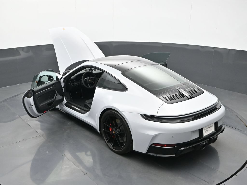 Certified 2026 Porsche 911 Carrera 4 GTS AWD/4WD image 24