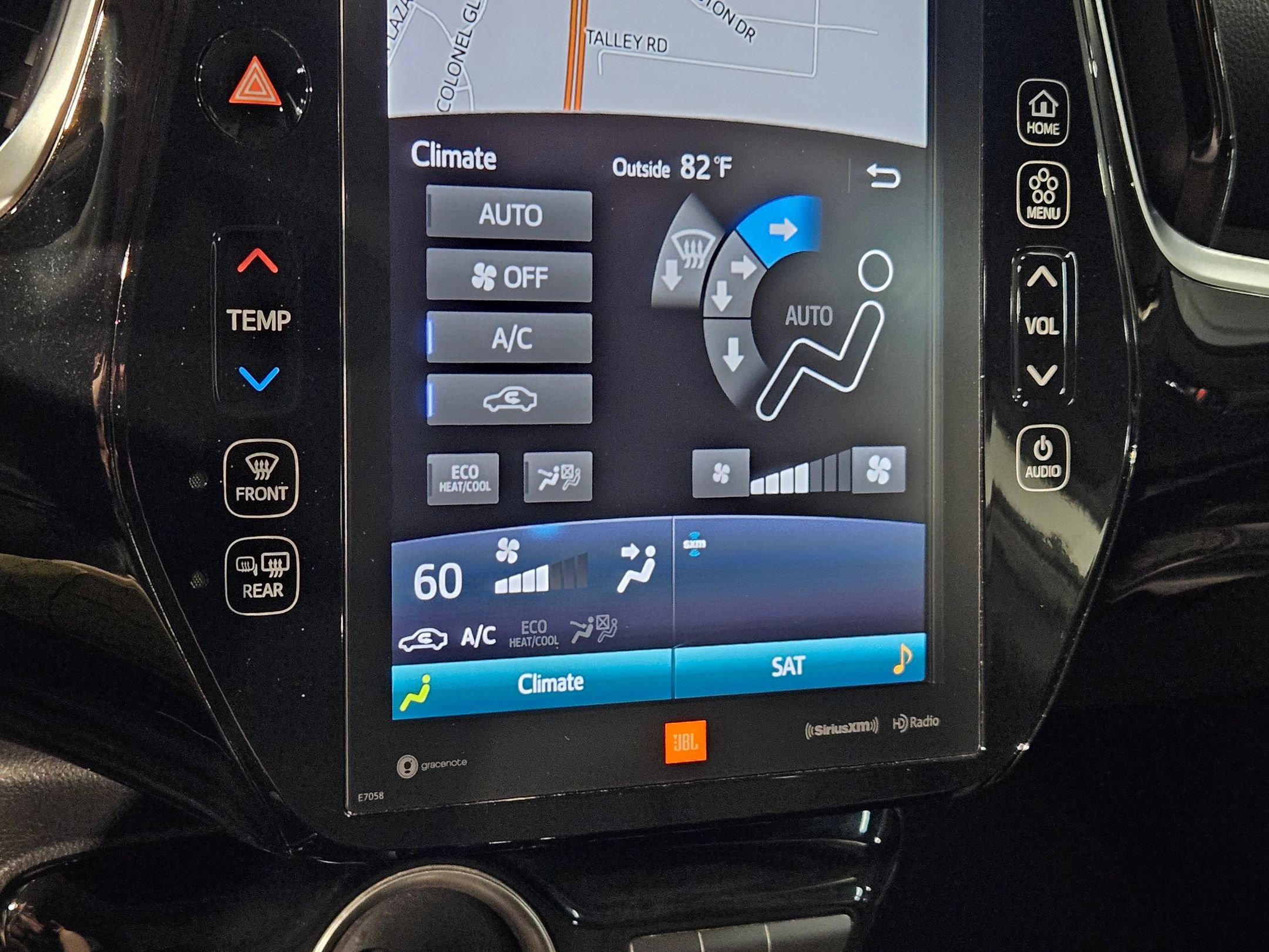 Used 2021 Toyota Prius Prime Limited FWD image 32