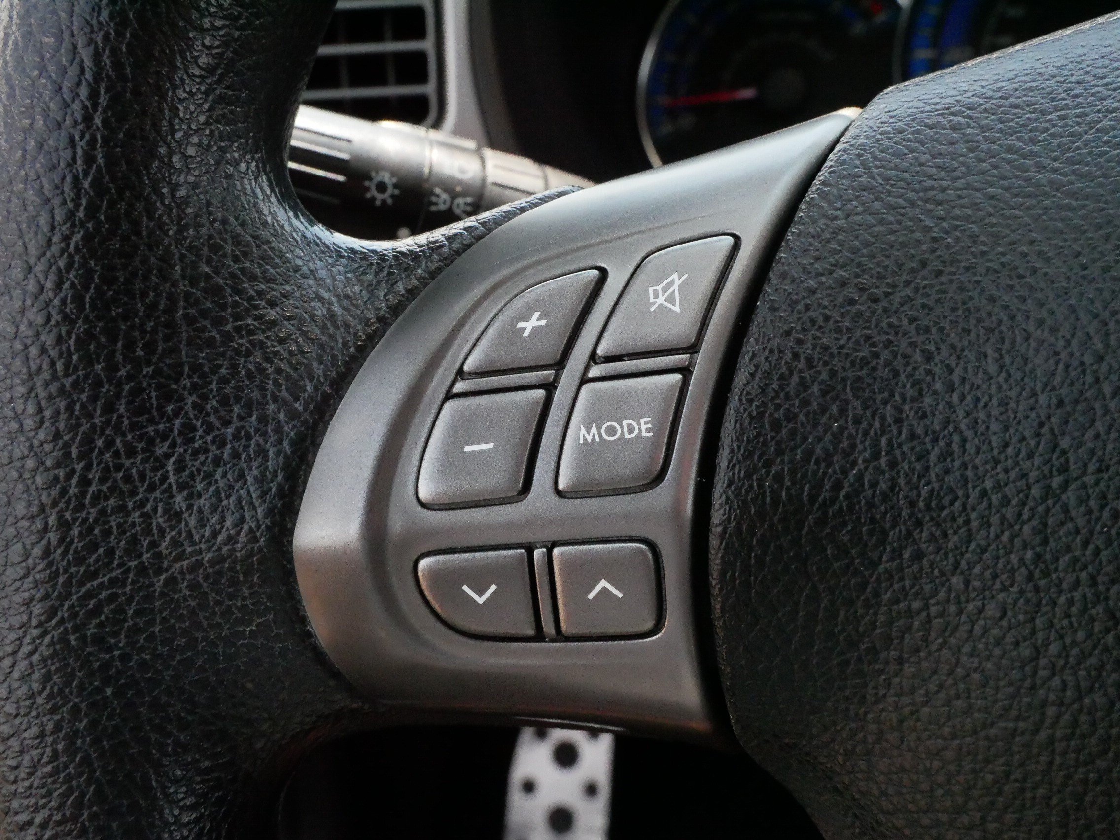 Used 2009 Subaru Forester 2.5XT w/ Popular Equipment Group 4B AWD/4WD image 26