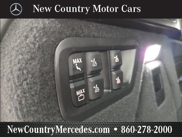 Used 2024 BMW X7 M60i image 11