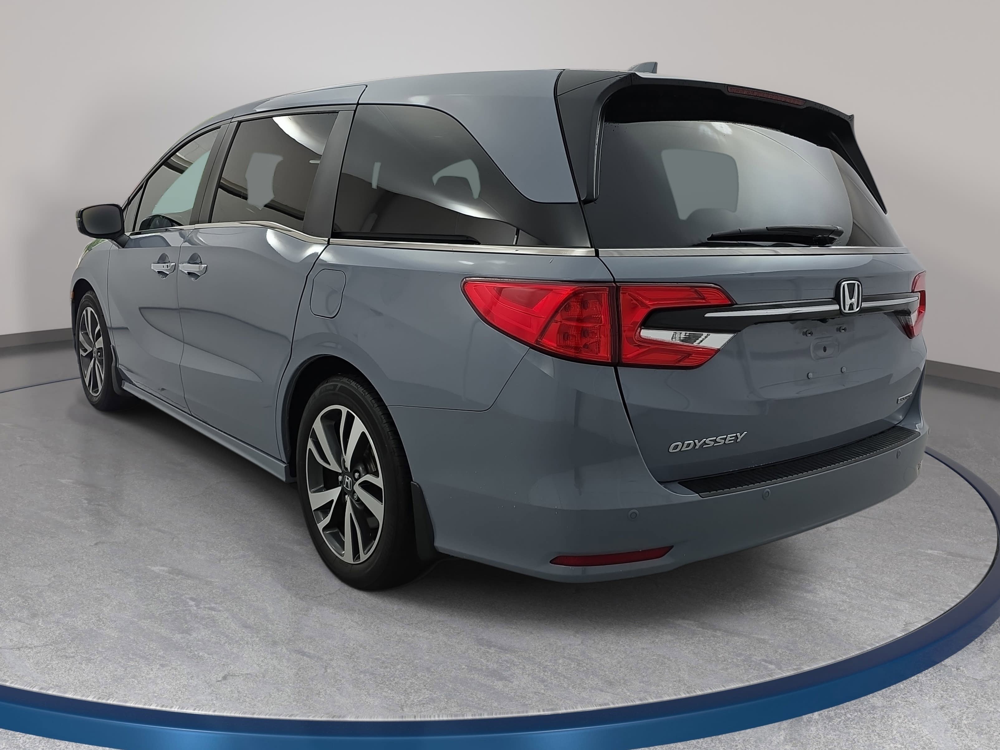 Used 2023 Honda Odyssey Touring image 7