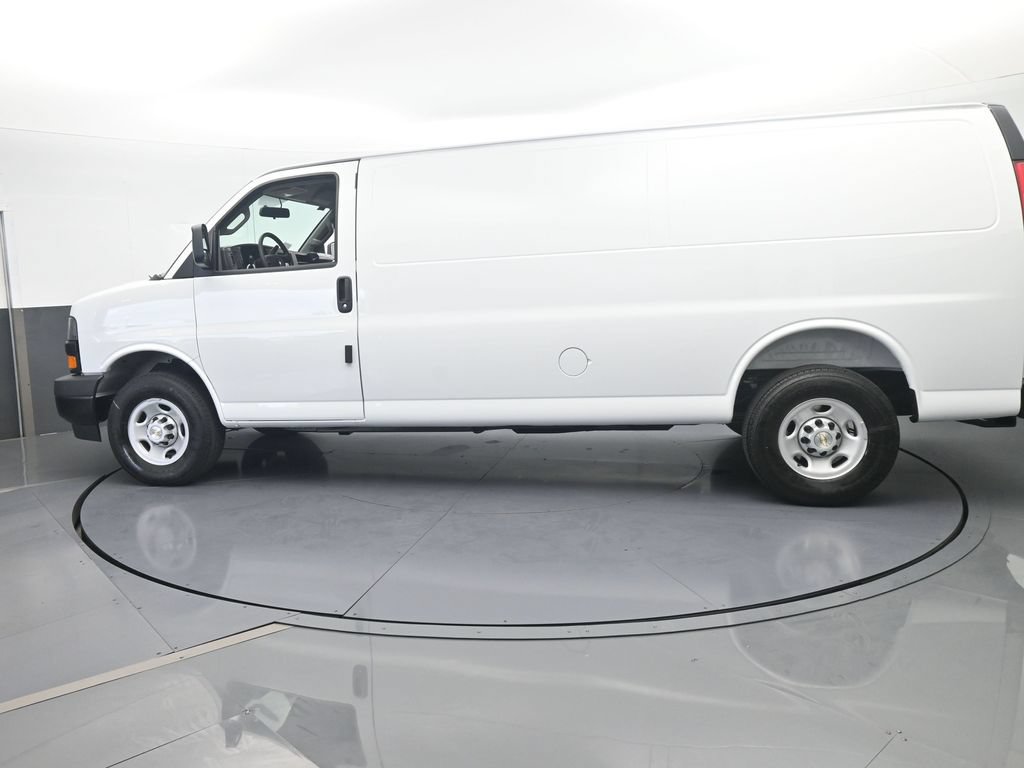 New 2026 Chevrolet Express 2500 Extended w/ Driver Convenience Package RWD image 3
