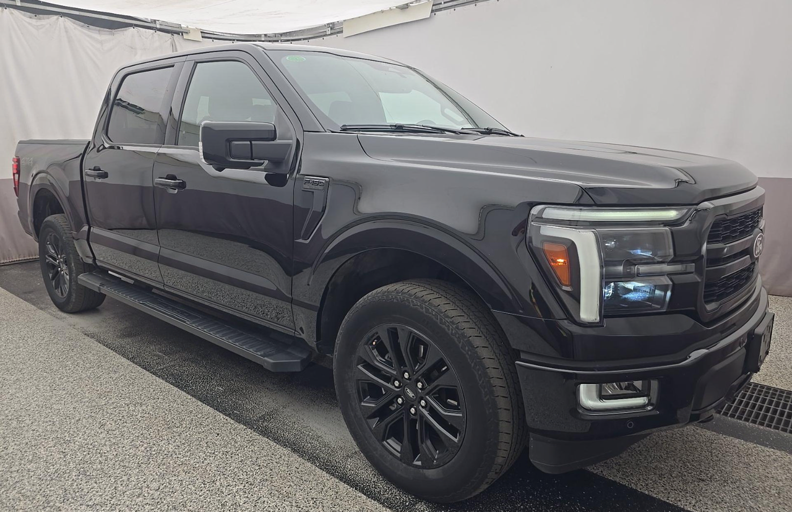 Used 2024 Ford F150 Lariat w/ Bed Utility Package AWD/4WD image 3