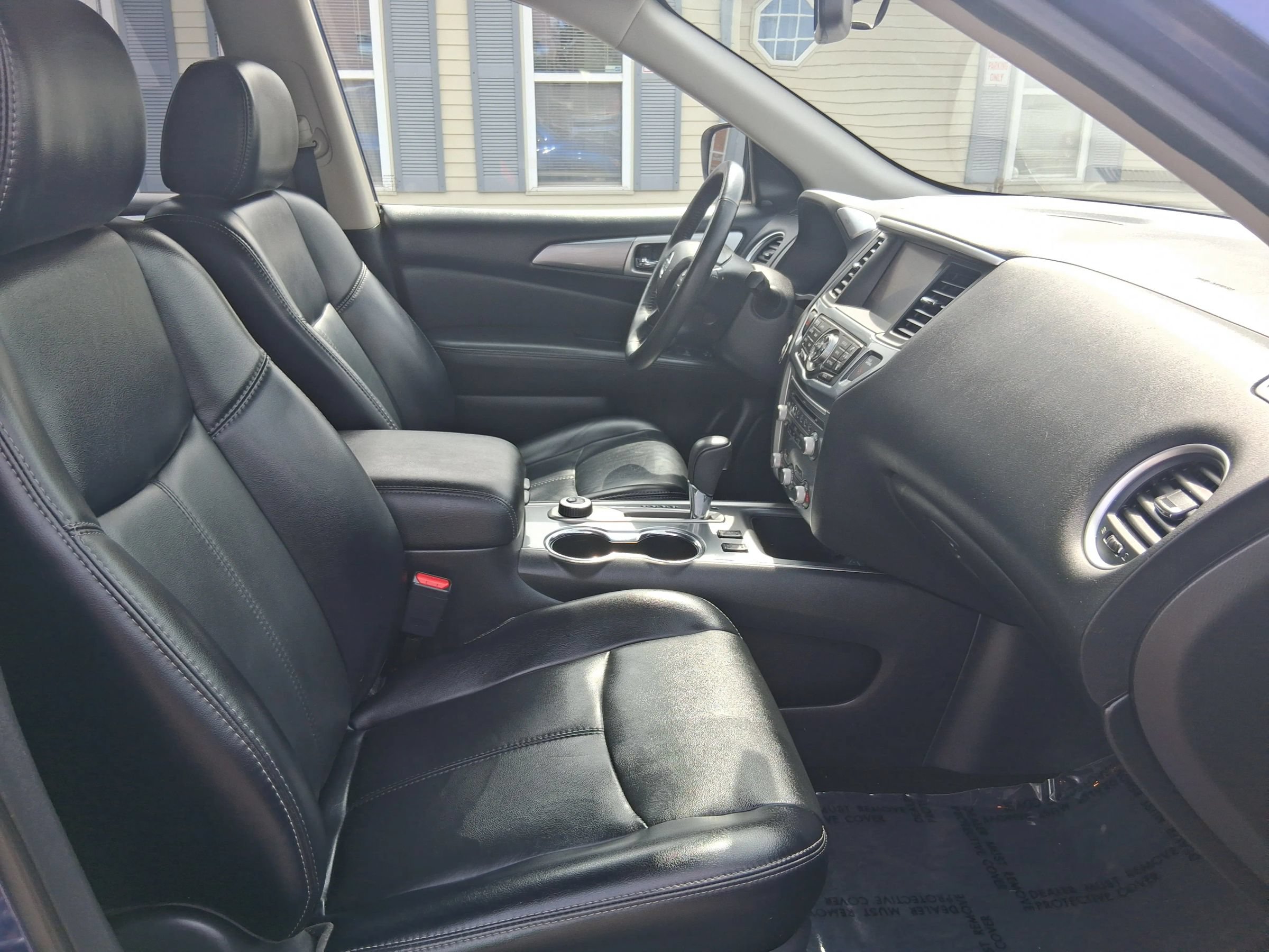 Used 2018 Nissan Pathfinder SL w/ Cargo Package AWD/4WD image 28
