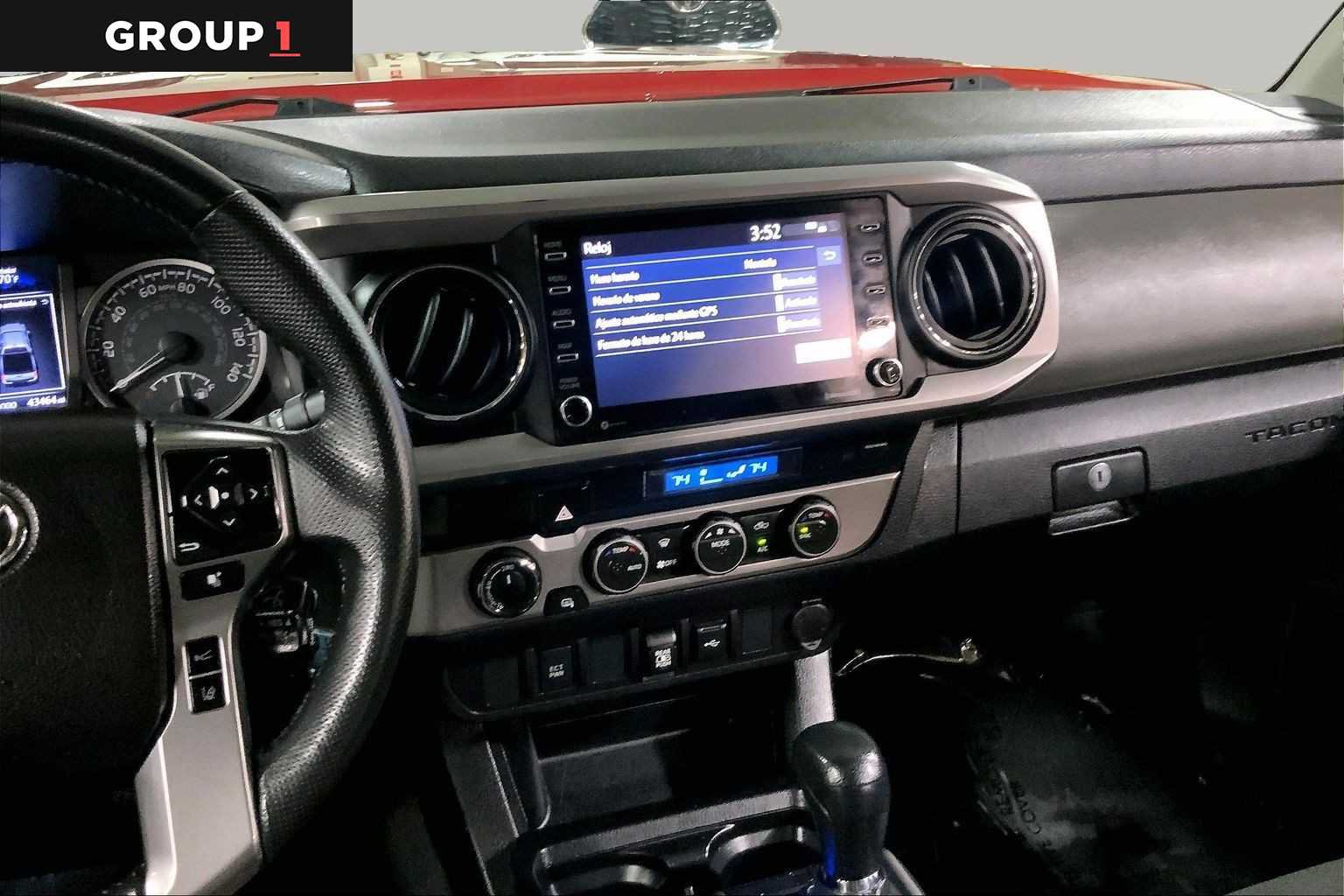 Certified 2021 Toyota Tacoma SR5 AWD/4WD image 7